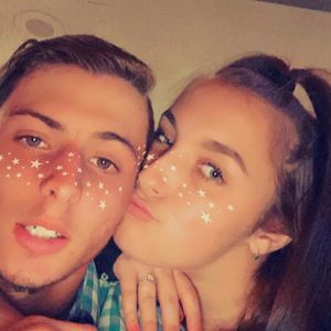 Meet your Posher, Kenzie